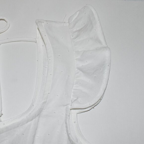 Urban Romantics Swiss Dot Sleeveless Crop Top White Size M - Picture 8 of 9